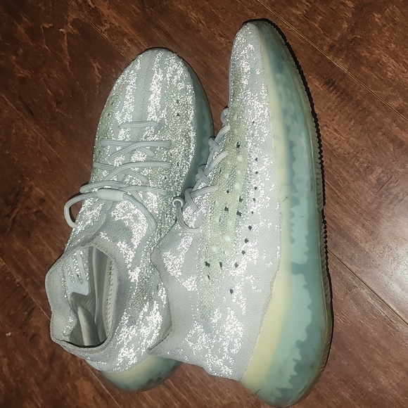 Adidas Yeezy Boost 380 Alien Blue - Picture 2 of 9